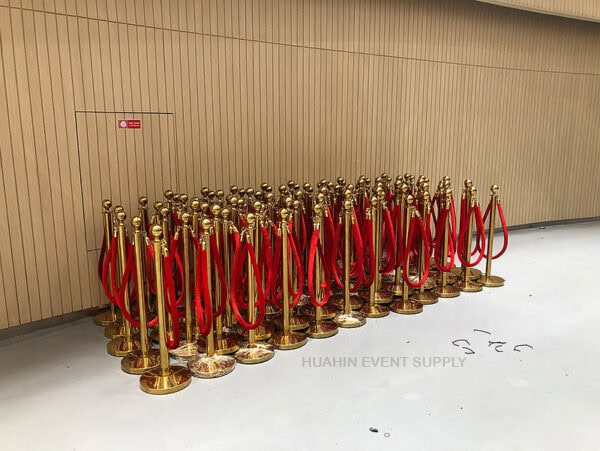 เช่าเสาเดินพรมแดง