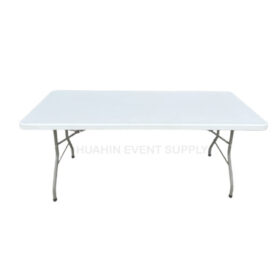 เช่าโต๊ะหน้าขาว 1.8x0.75 (พลาสติก)